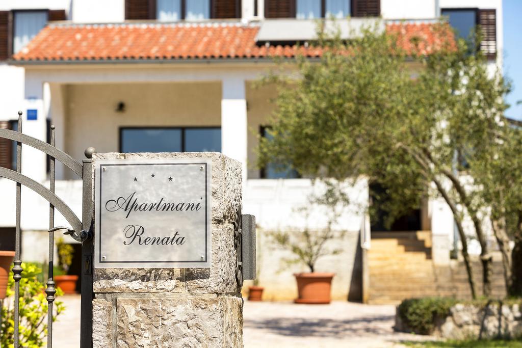 Apartments Renata Pinezici  Bagian luar foto